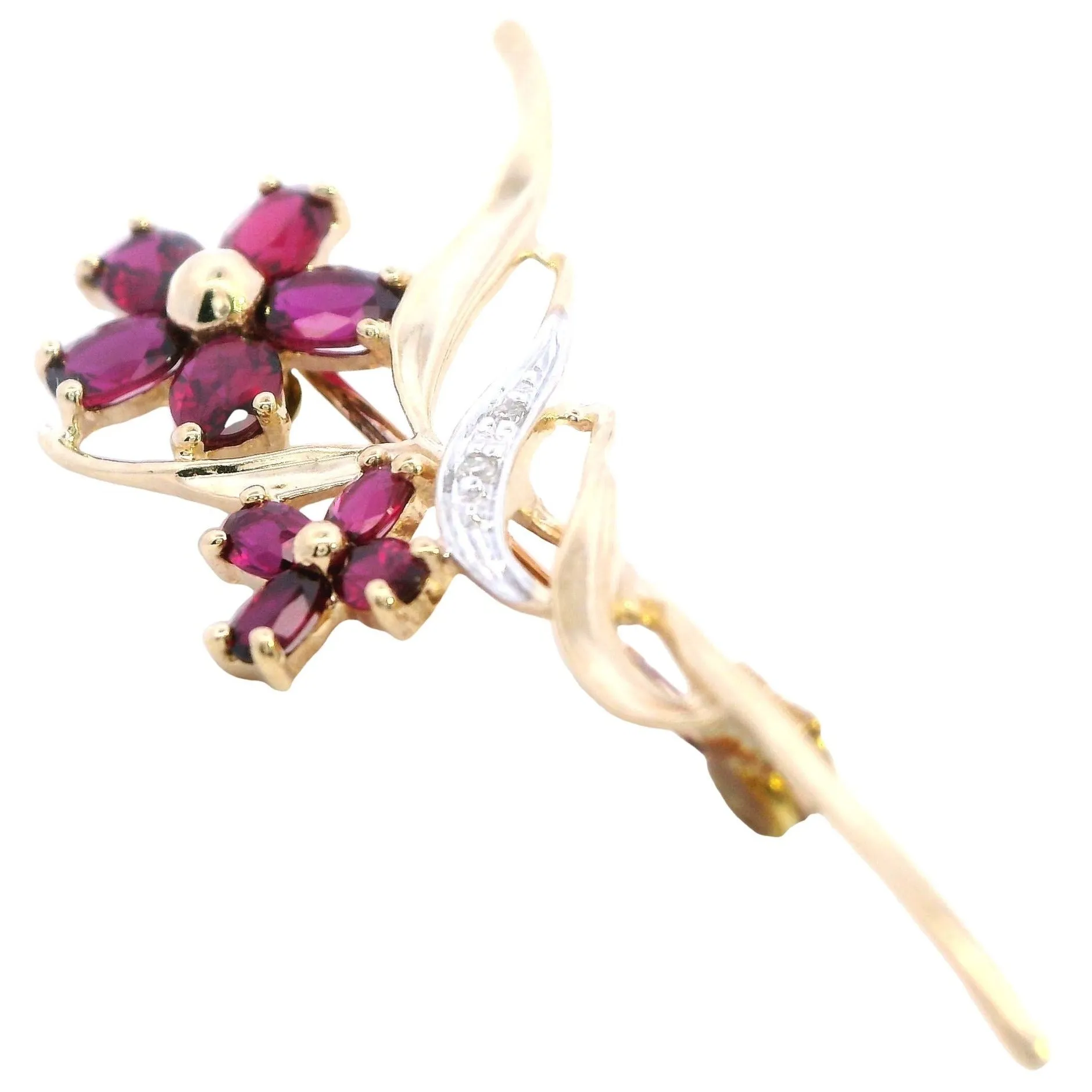 Elegant 9ct Yellow Gold Brooch with Synthetic Ruby & Diamonds Sustainable Luxury