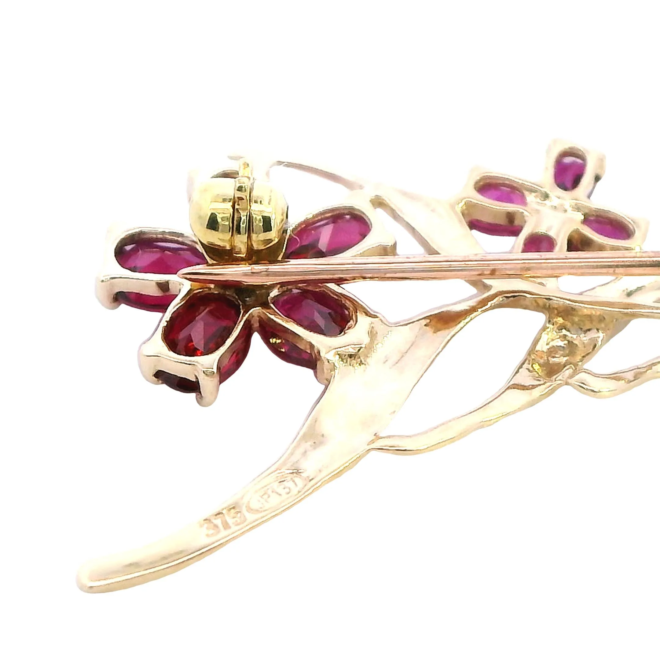 Elegant 9ct Yellow Gold Brooch with Synthetic Ruby & Diamonds Sustainable Luxury