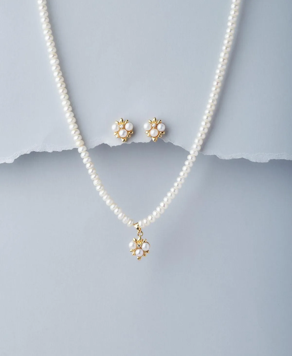 Elegant Real Pearl Necklace Set