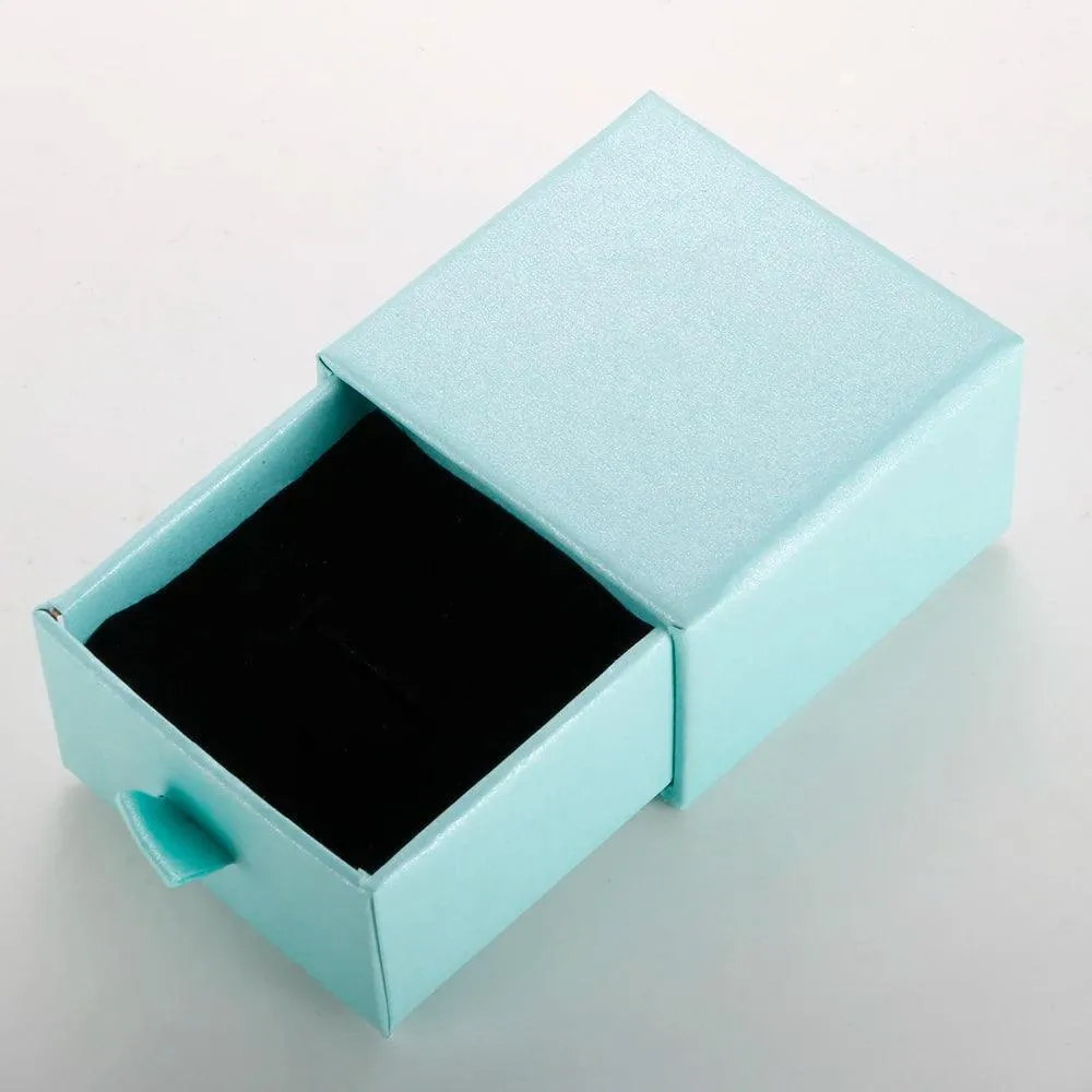 Elegant Velvet Jewelry Gift Box: Luxurious Storage Solution for Accessories