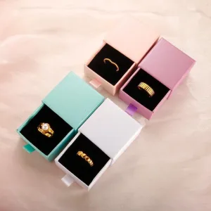 Elegant Velvet Jewelry Gift Box: Luxurious Storage Solution for Accessories