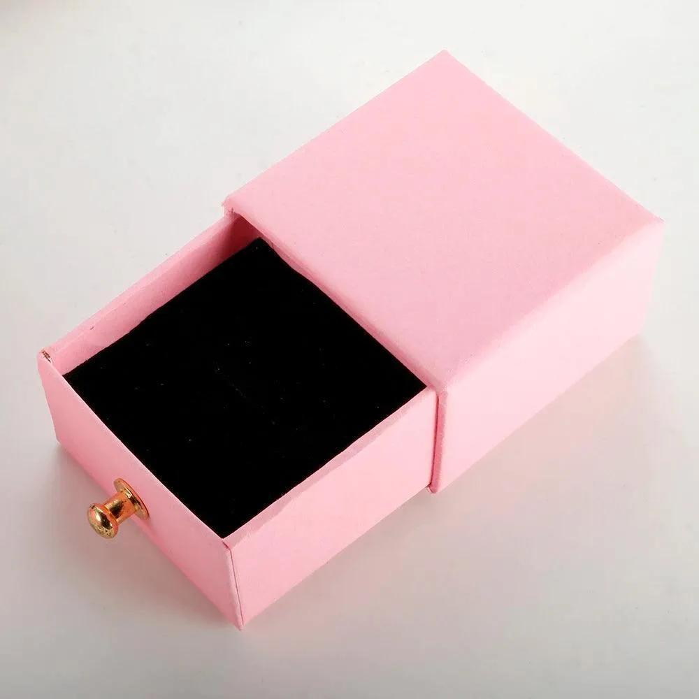 Elegant Velvet Jewelry Gift Box: Luxurious Storage Solution for Accessories