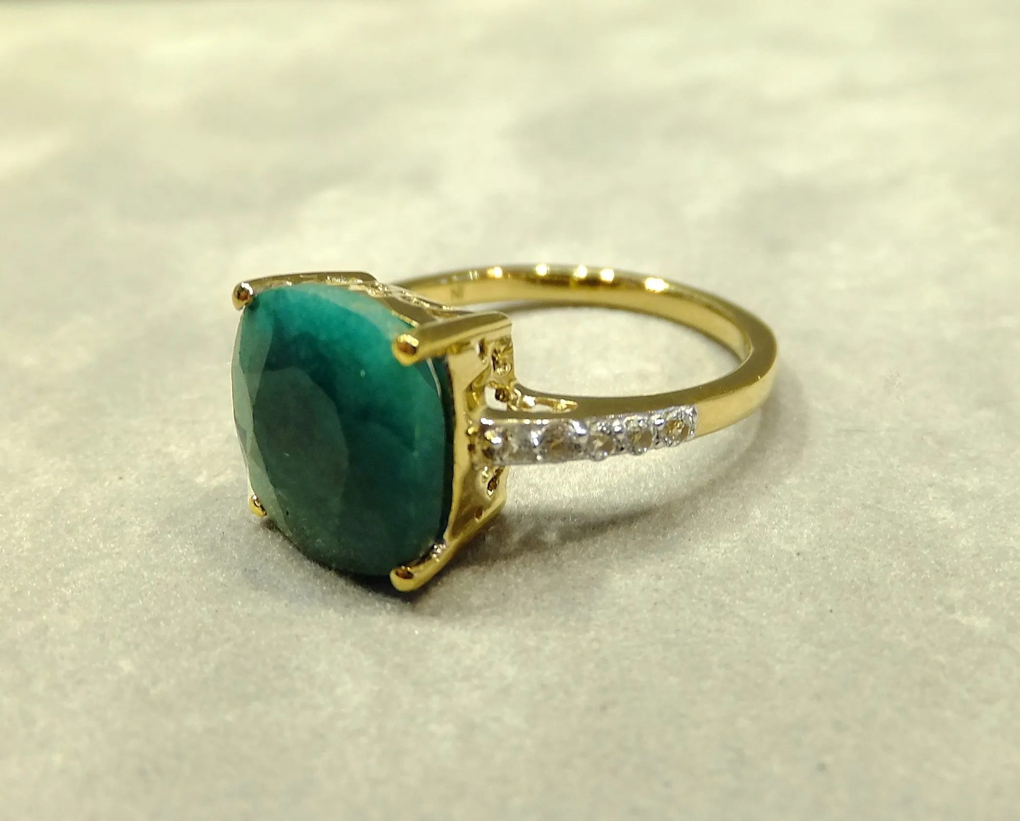 Emerald Gemstone Ring In Gold