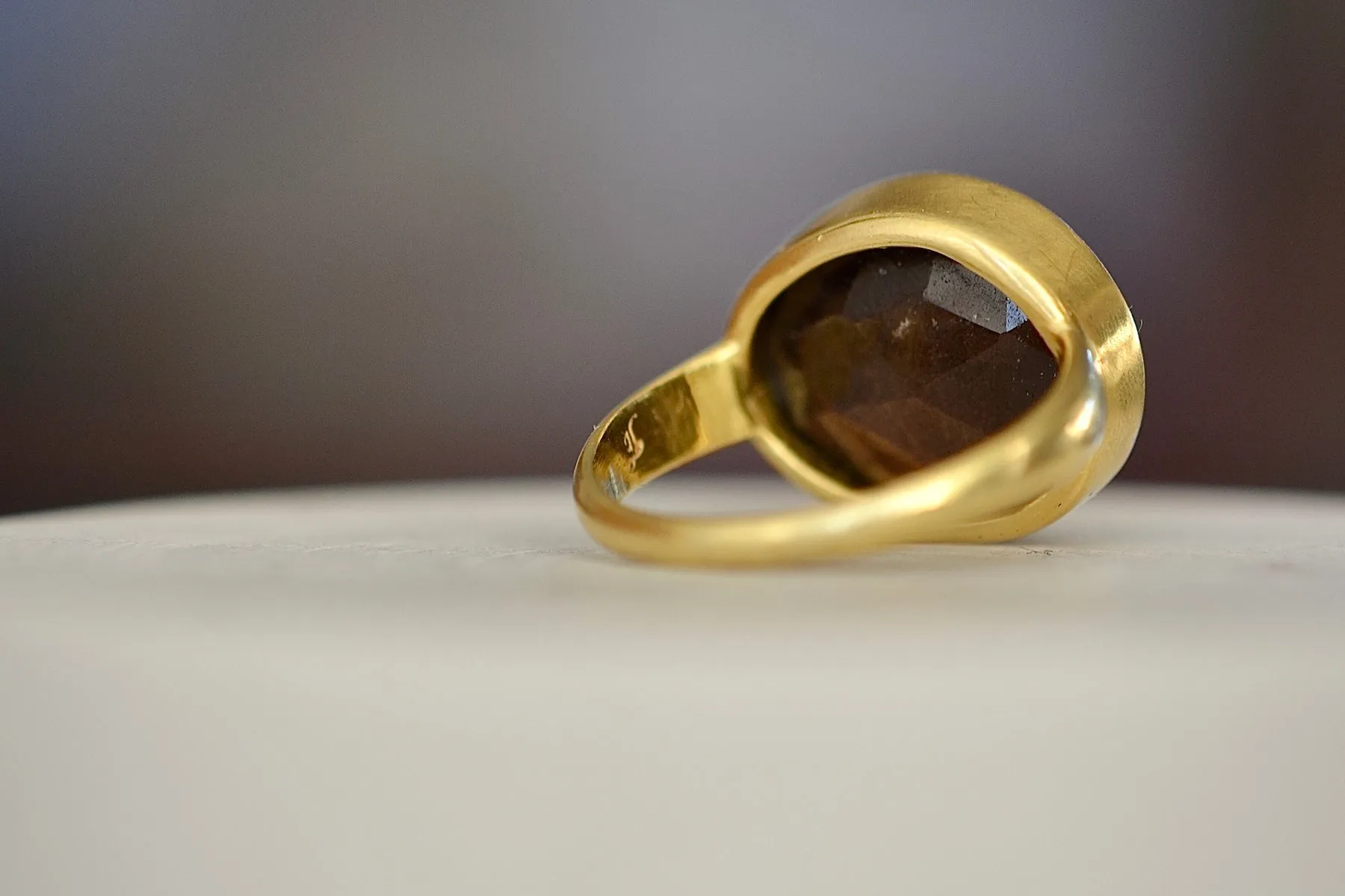 Honey Sapphire Large Greek Ring