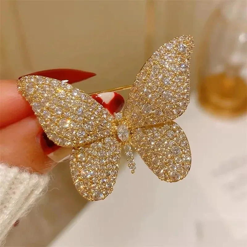 Little Bee Insect Brooch for Women Men Yellow Crystal Zircon Alloy Lapel Pins Suit Shirt Corsage Party Banquet  Vinatge Jewelry