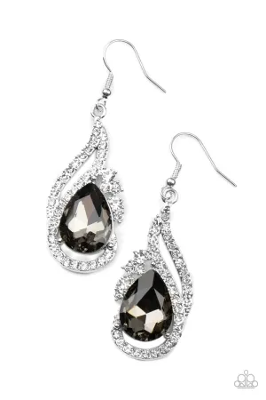 Paparazzi Earring ~ Dancefloor Diva - Silver