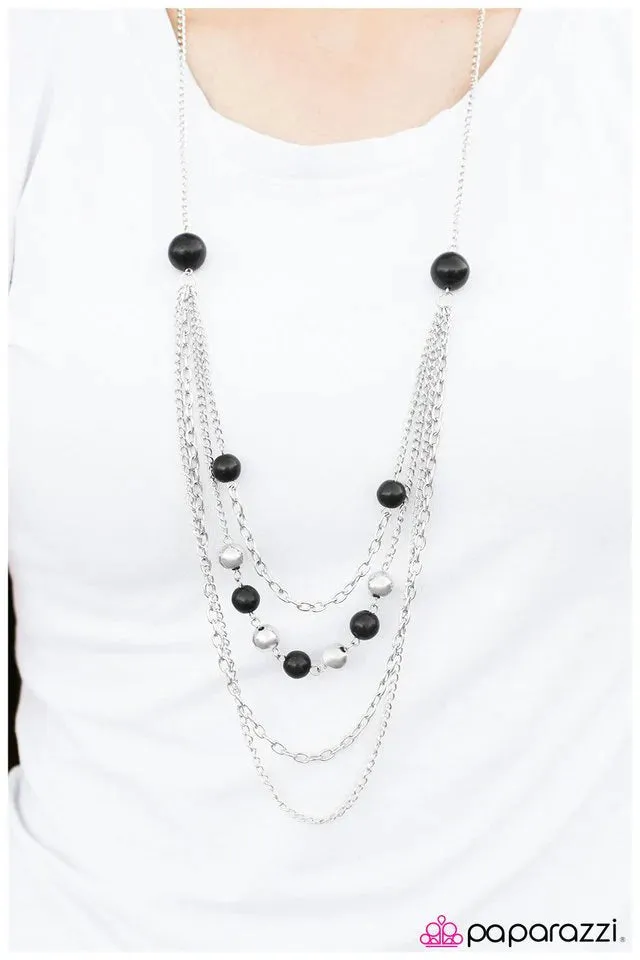 Paparazzi Necklace ~ Roman Holiday - Black