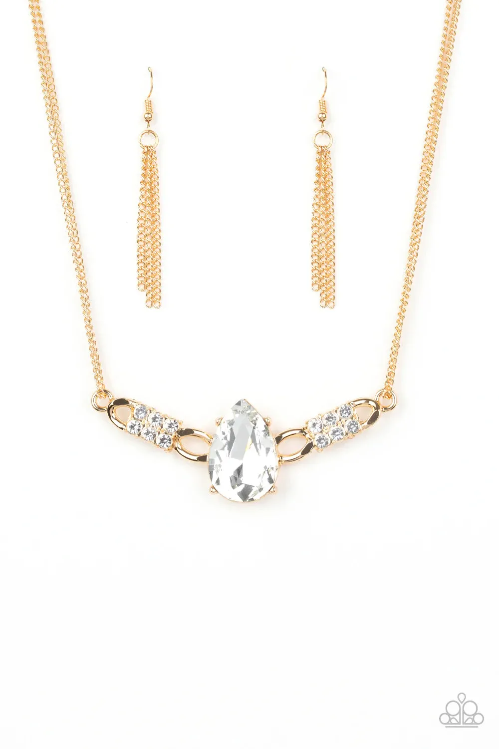 Paparazzi Necklace ~ Way To Make An Entrance - Gold