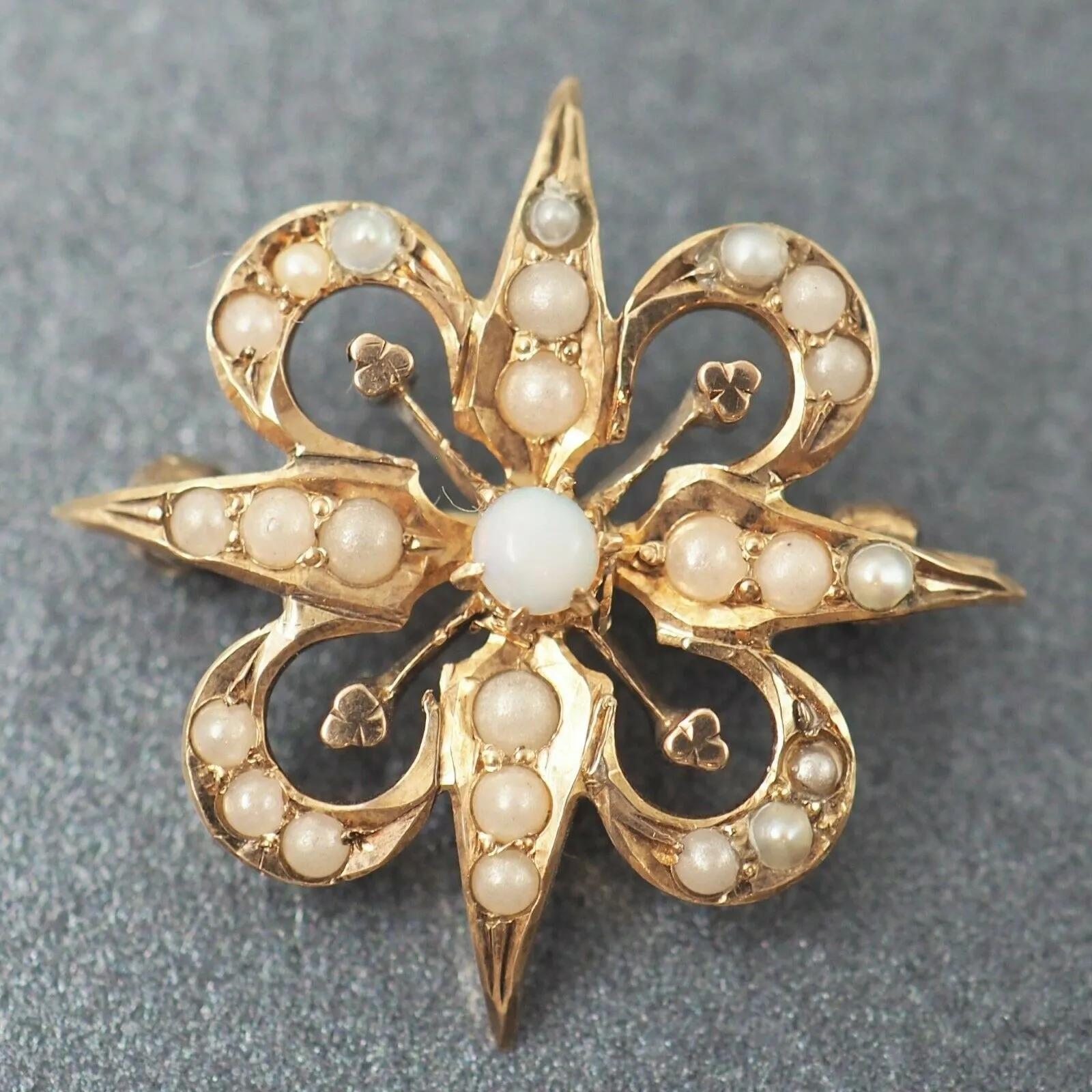 Seed Pearl Art Nouveau Style 9ct Yellow Gold Brooch