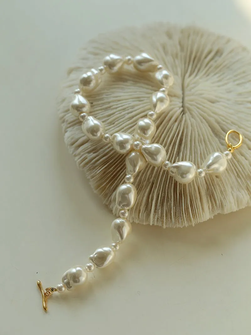 Stylish Baroque Pearl and Bead Beaded Necklace with OT Clasp