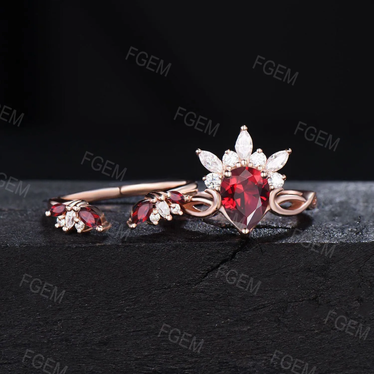 Teardrop Ruby Engagement Ring Set Vintage Crown Marquise Moissanite Bridal Set Twist Ruby Wedding Ring July Birthstone Jewelry Gift for Her